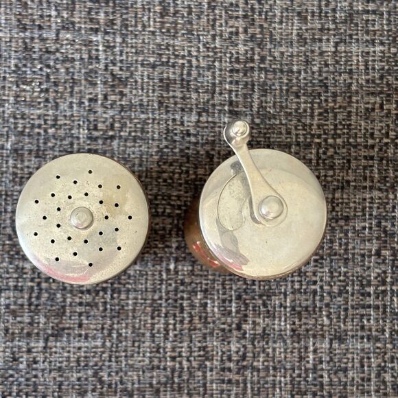 UNBRANDED Vintage MCM Mid Century Wood Salt Pepper Shakers Grinder 6.5” Japan - Picture 8 of 8